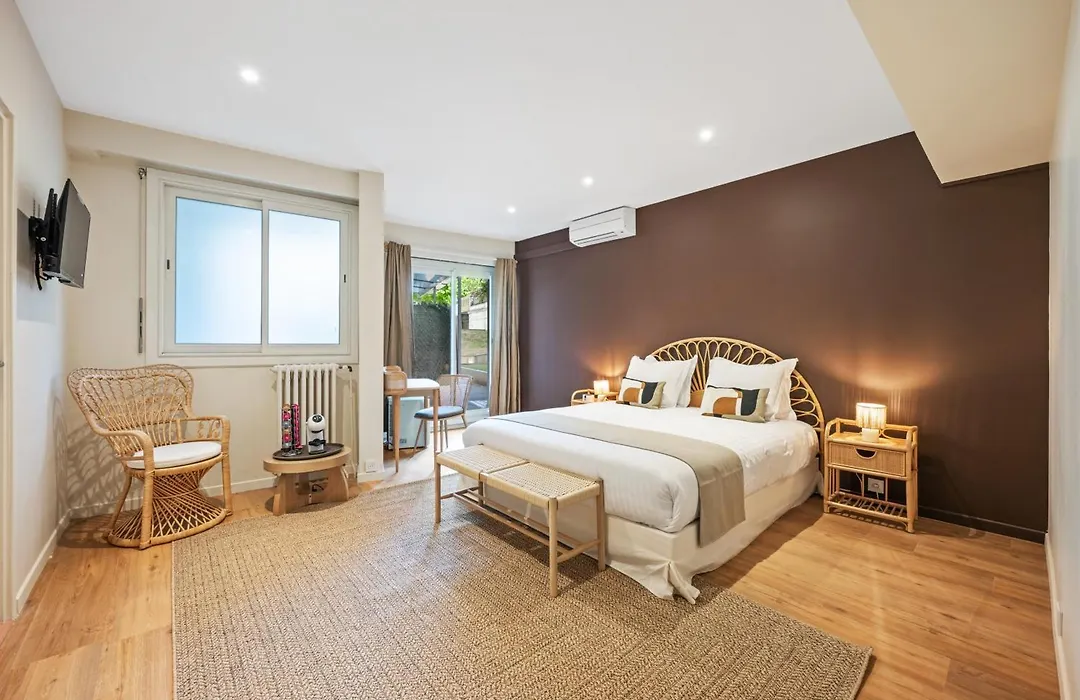 Hotel Comte De Nice-1