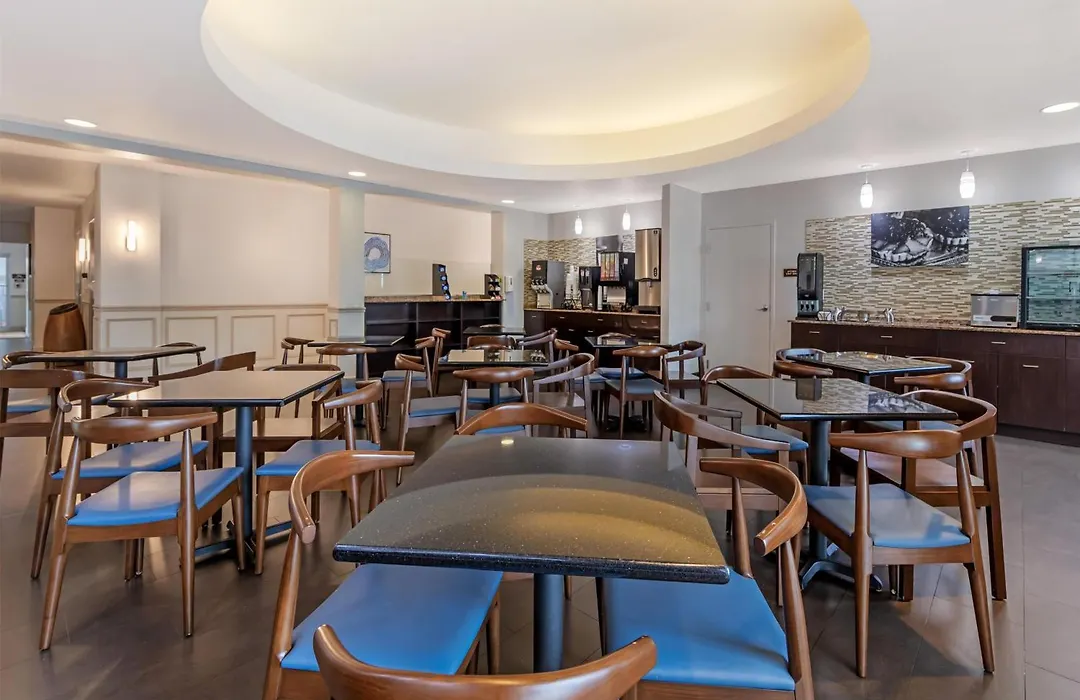 Best Western Plus Miami Airport North Hotel & Suites-1