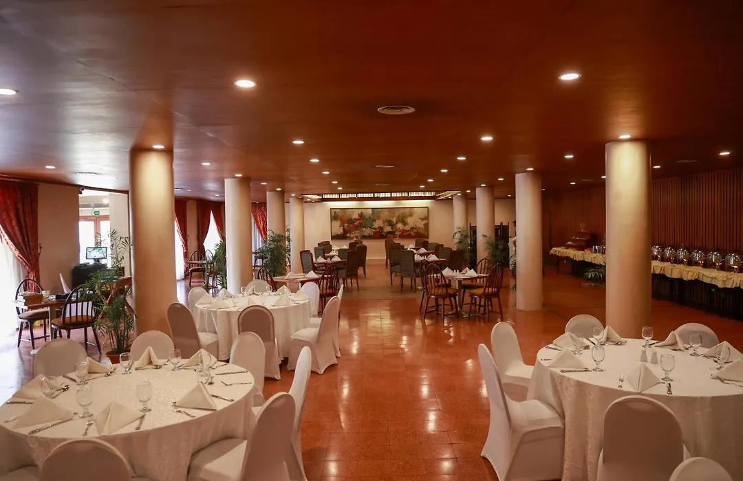 Beach Luxury Hotel-1