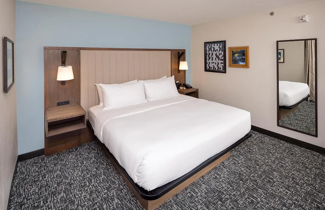 Doubletree By Hilton Johnson City-1