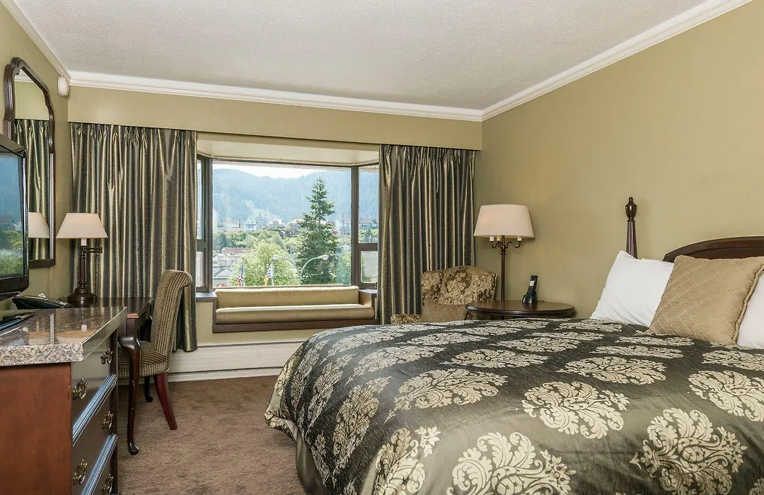 Crest Hotel-1