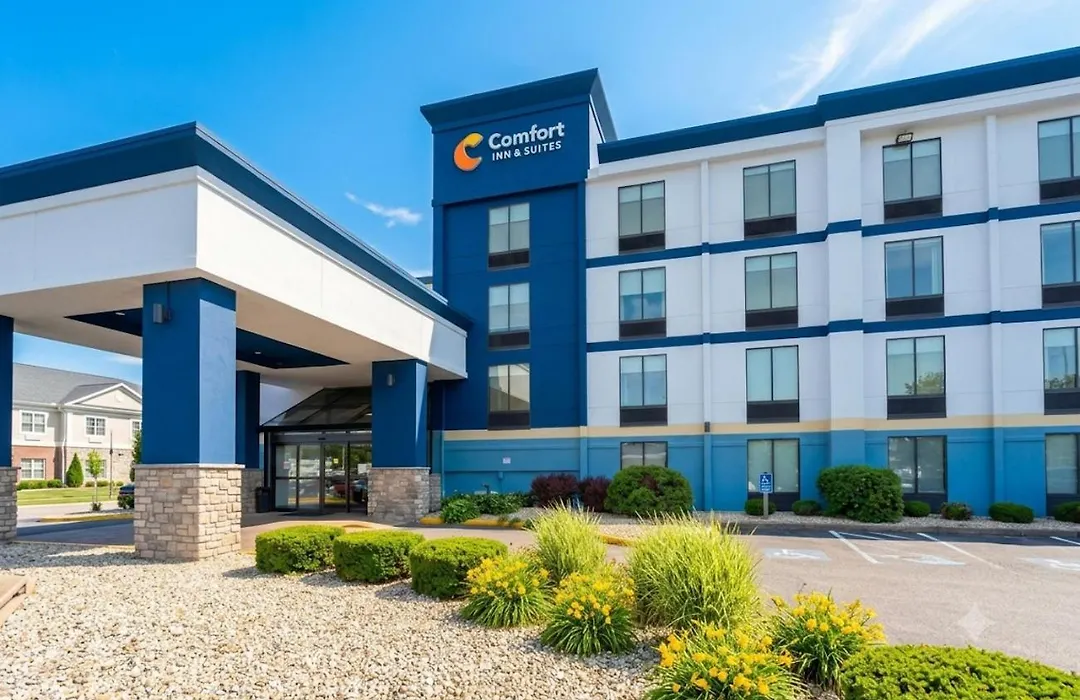 Comfort Inn & Suites Danbury-Bethel-1