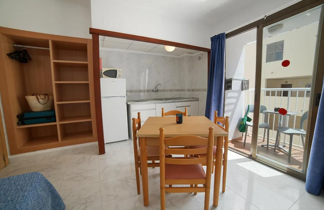 Apartamentos Playa Sol-1