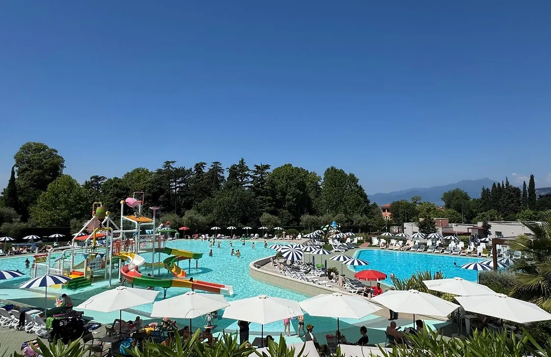Sisan Family Resort-1