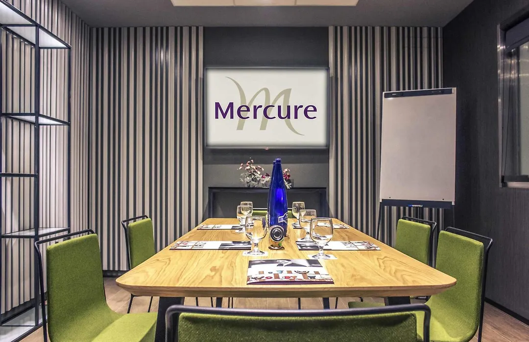 Mercure Madrid Centro-1