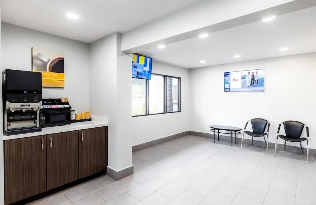 Motel 6-Carlsbad, Ca - East Near Legoland-1