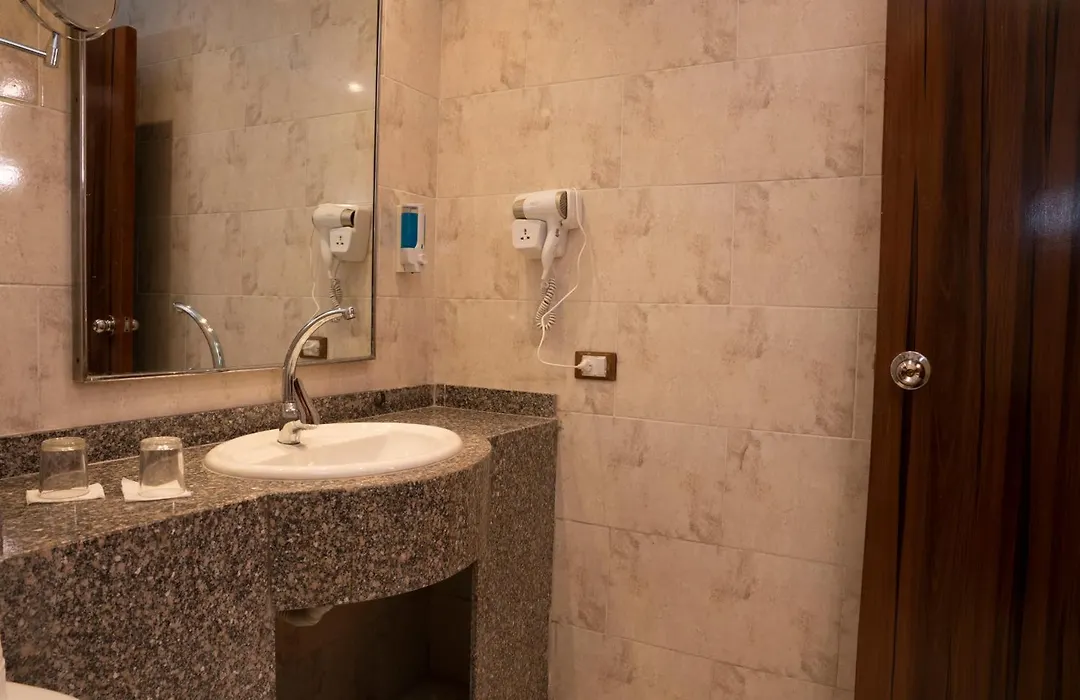 Dexon Roma Hotel-1