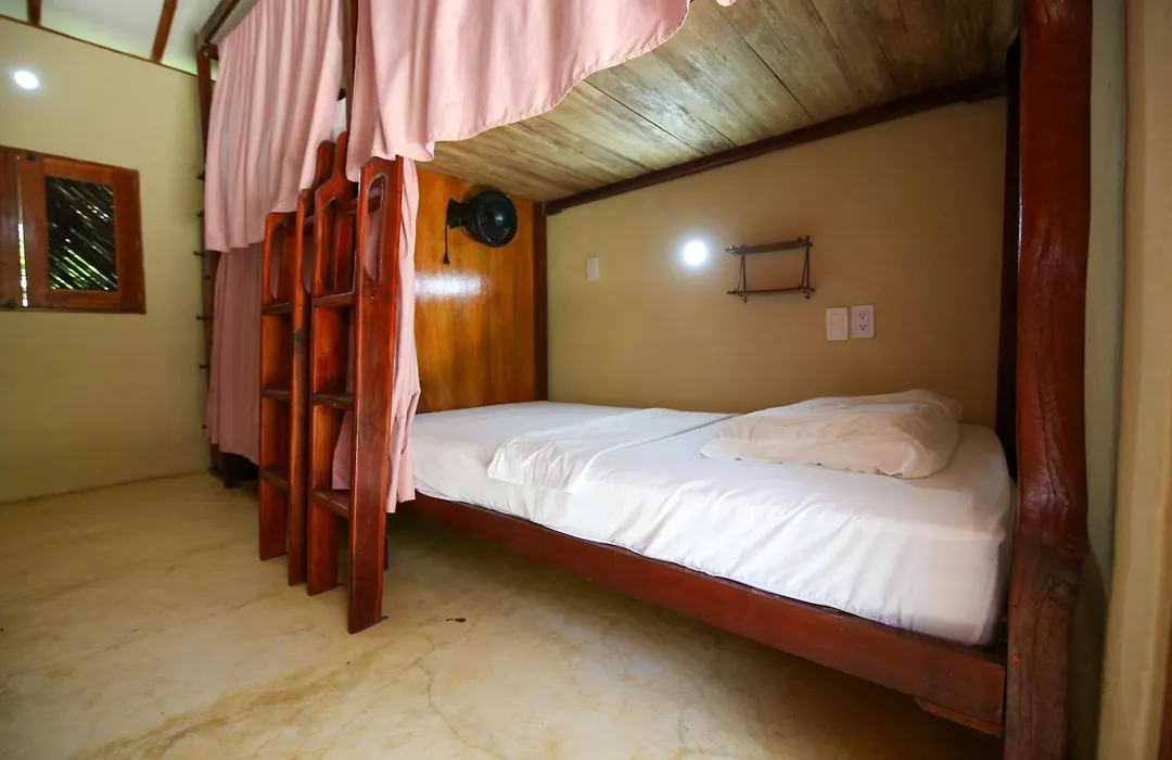 Makai Beach Hostel-1