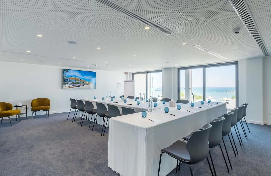 Mercure Larnaca Beach Resort-1