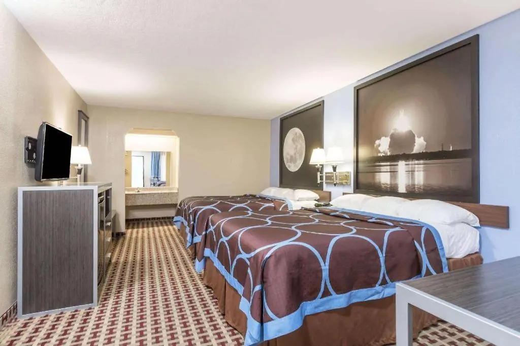 Super 8 By Wyndham Houston/Nasa/Webster Area-1