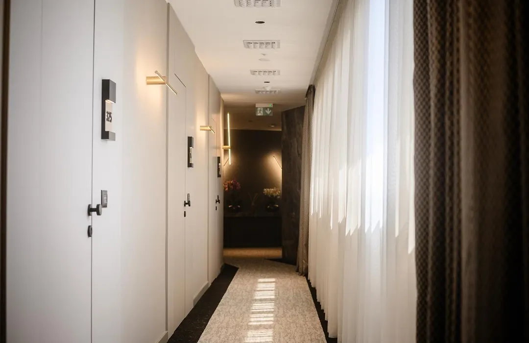 Hotel Malin-1