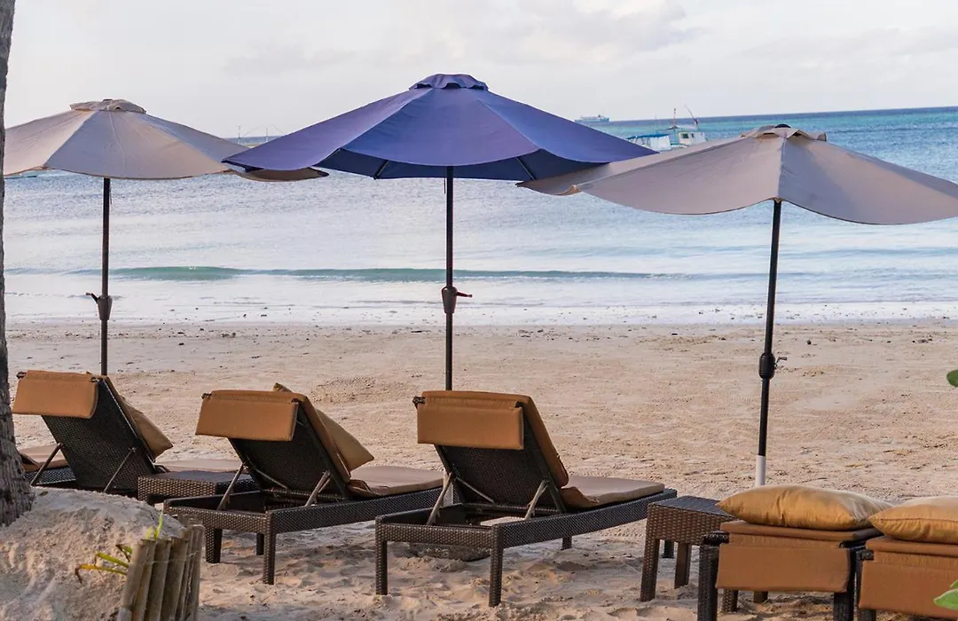 Microtel By Wyndham Boracay-1