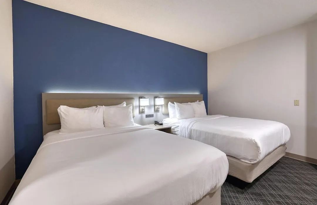 Comfort Suites Milwaukee Airport-1