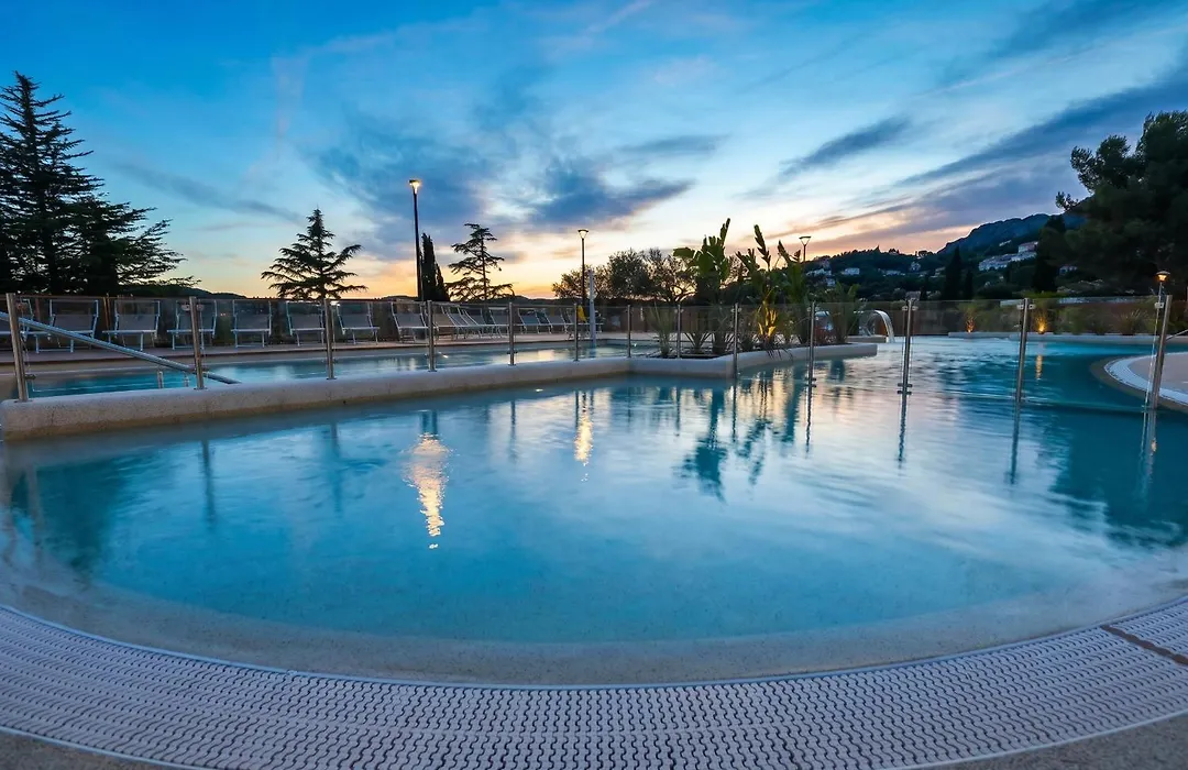 Village Club Les Mas De L'Esterel-1