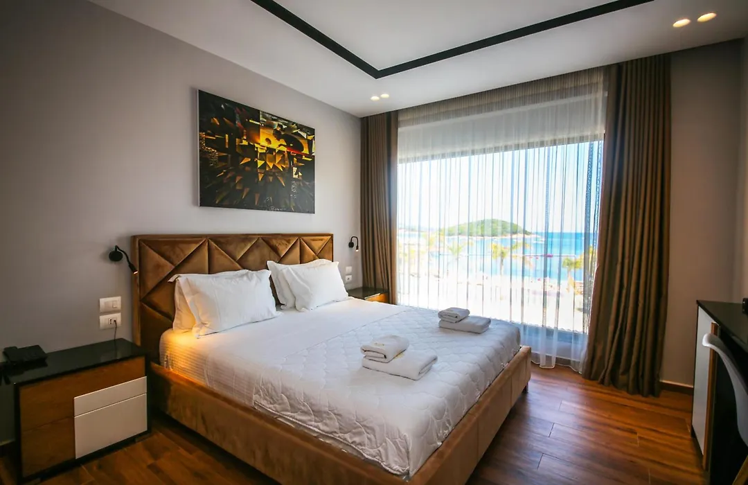 King Hotel Ksamil-1