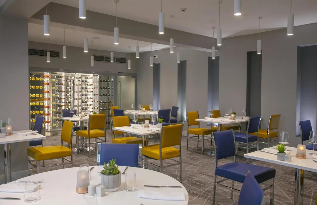 Best Western Premier Heronston Hotel & Spa-1
