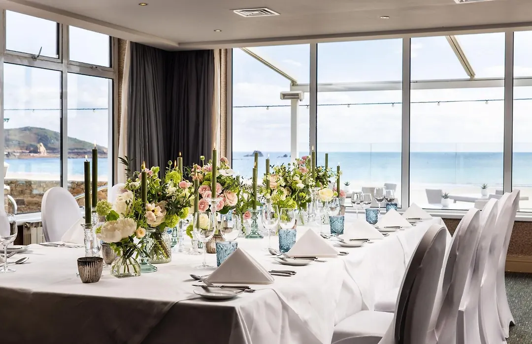 L'Horizon Beach Hotel & Spa-1