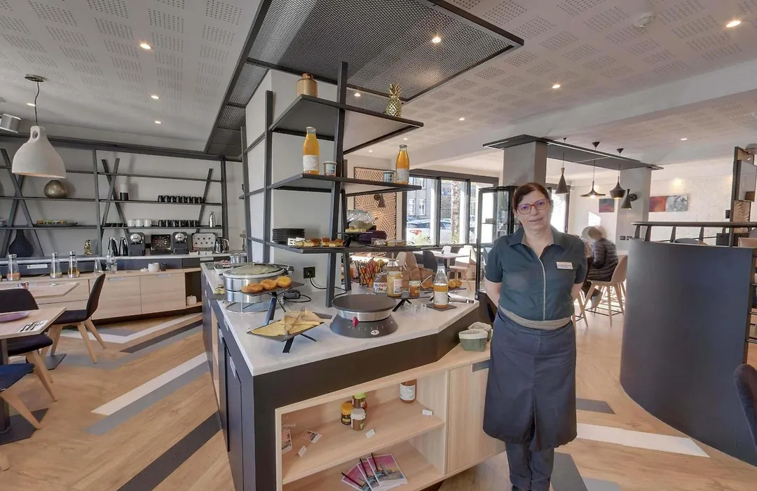 Mercure Lorient Centre-1