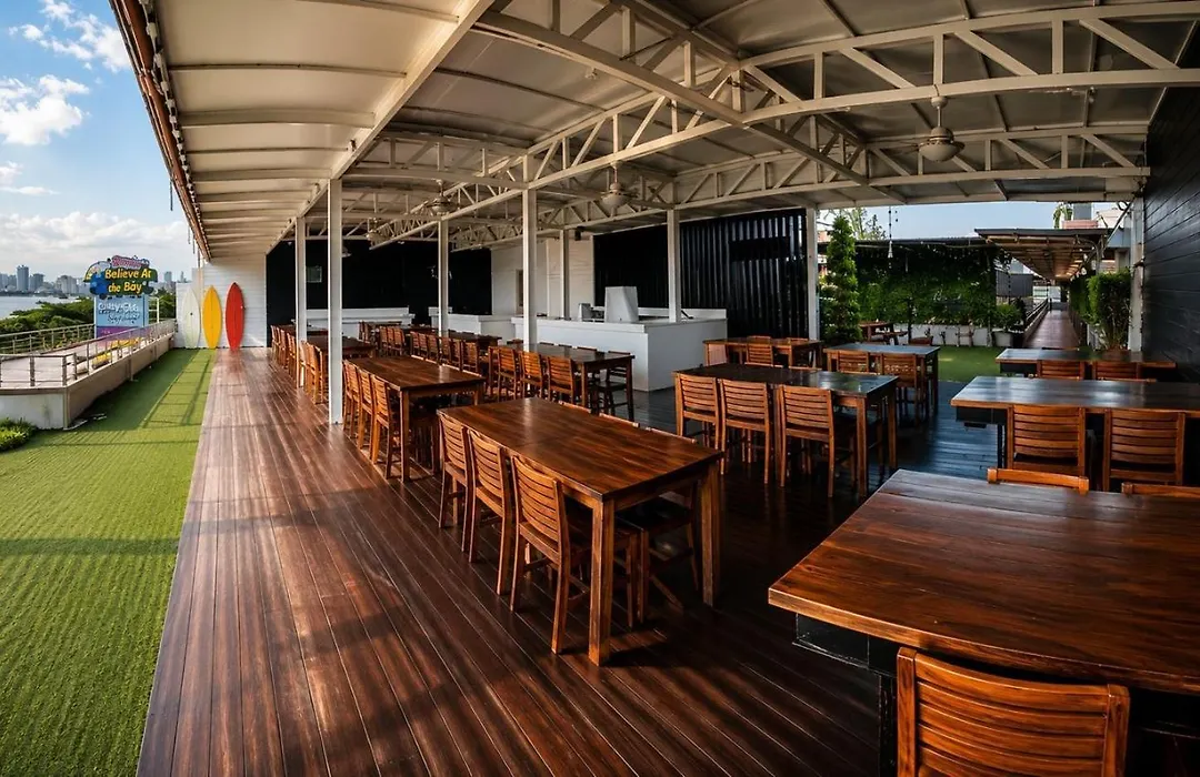 Baywalk Residence Pattaya-1