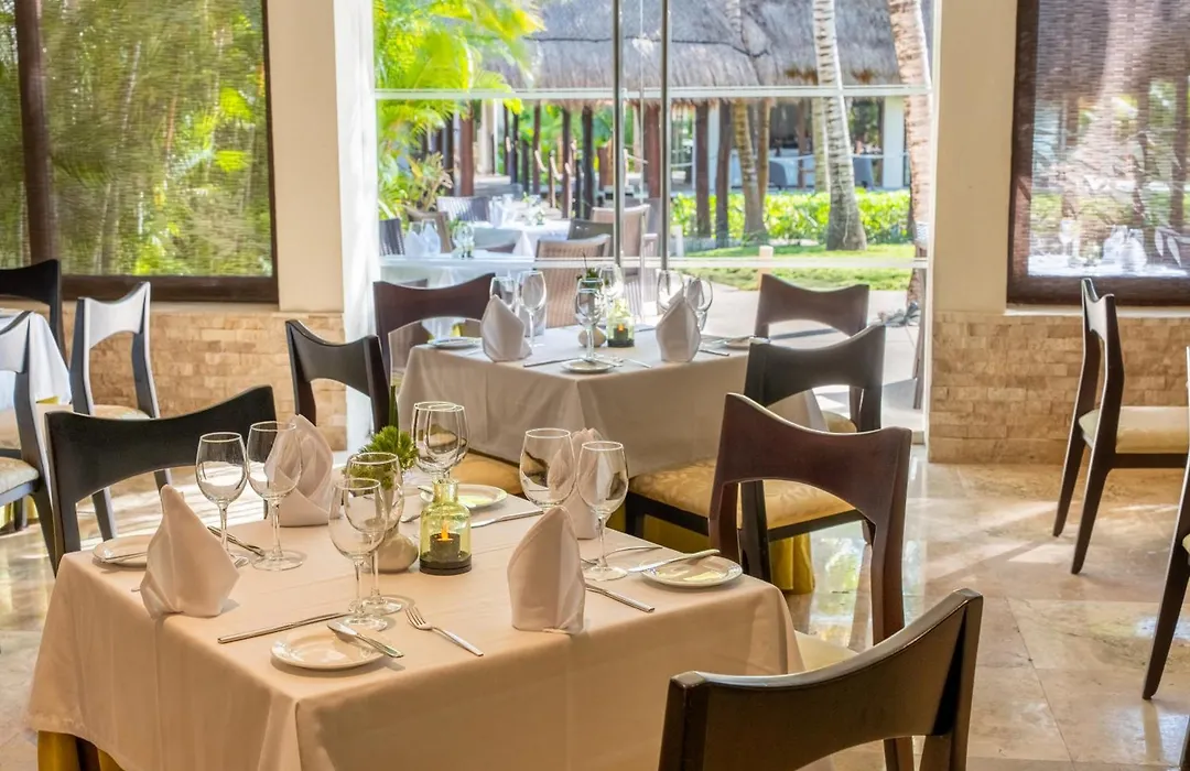 Akumal Bay Beach & Spa Resort-1