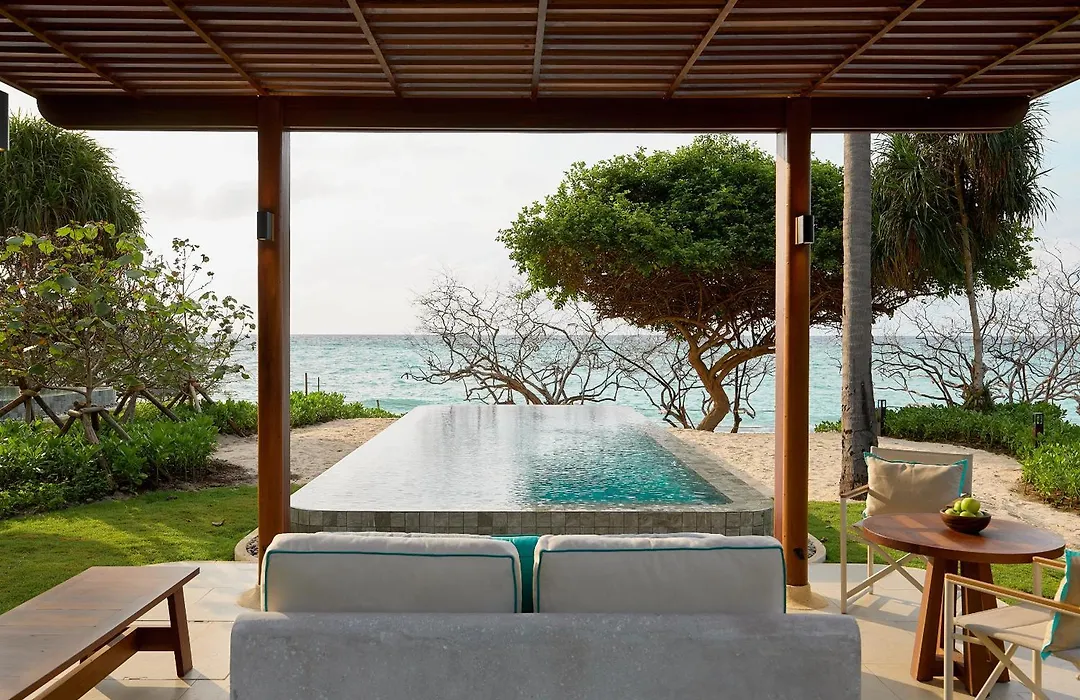 Haadtien Beach Resort-1