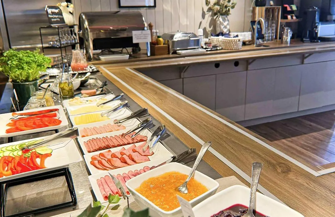 Hotel Amadeus Halmstad-1