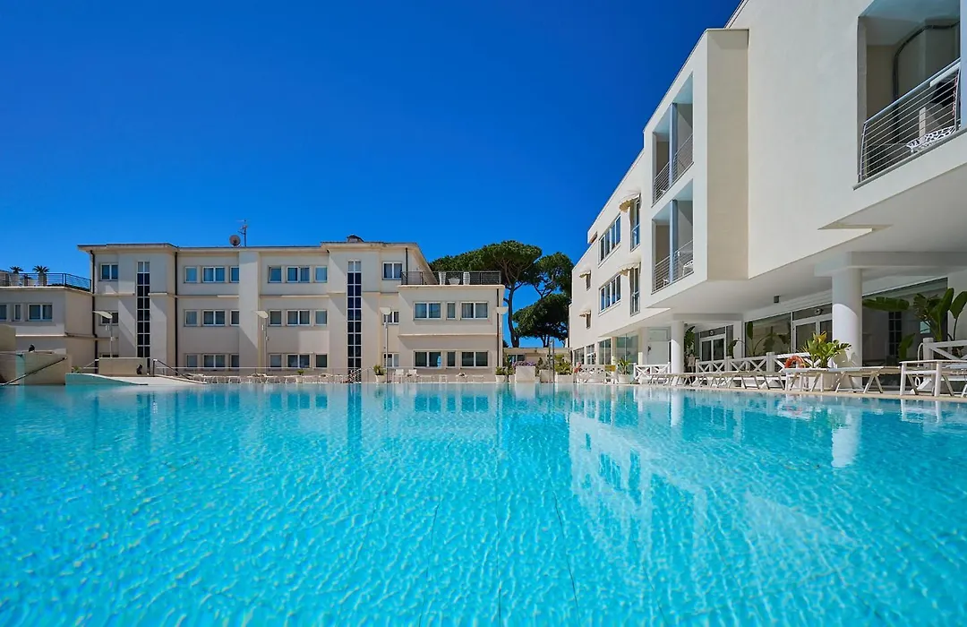 Hotel Terme Marine Leopoldo II Terme & Spa-1