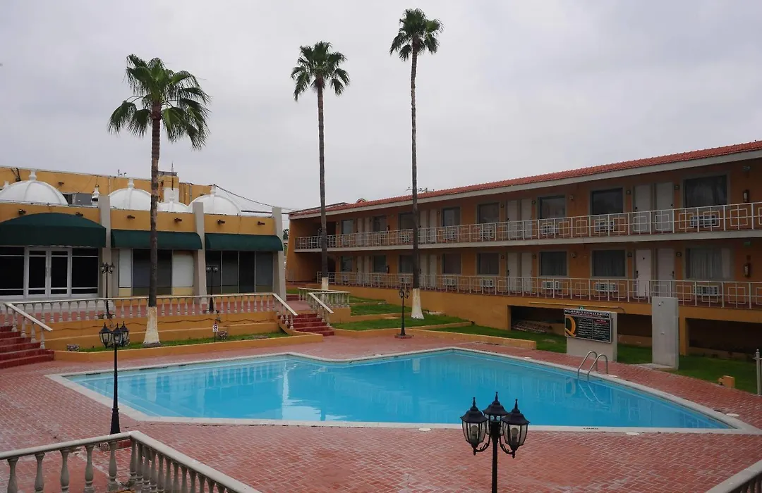 Quality Inn Piedras Negras-1