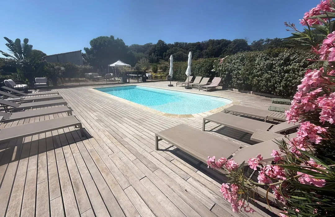 Les Bergeries D'Alata Hotel De Charme & Suites Avec Piscine-1