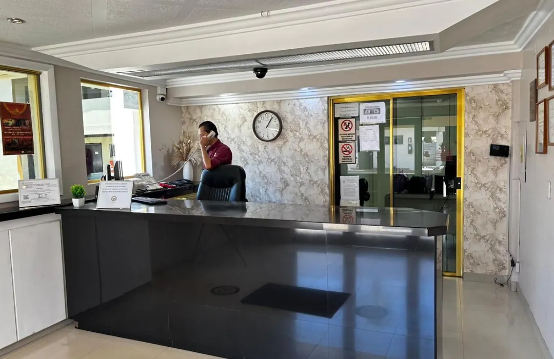 Hotel Regis-1