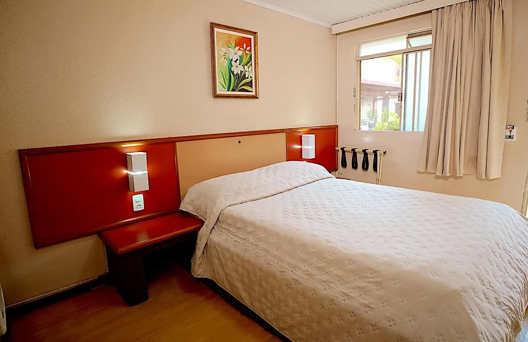 Lira Hotel-1