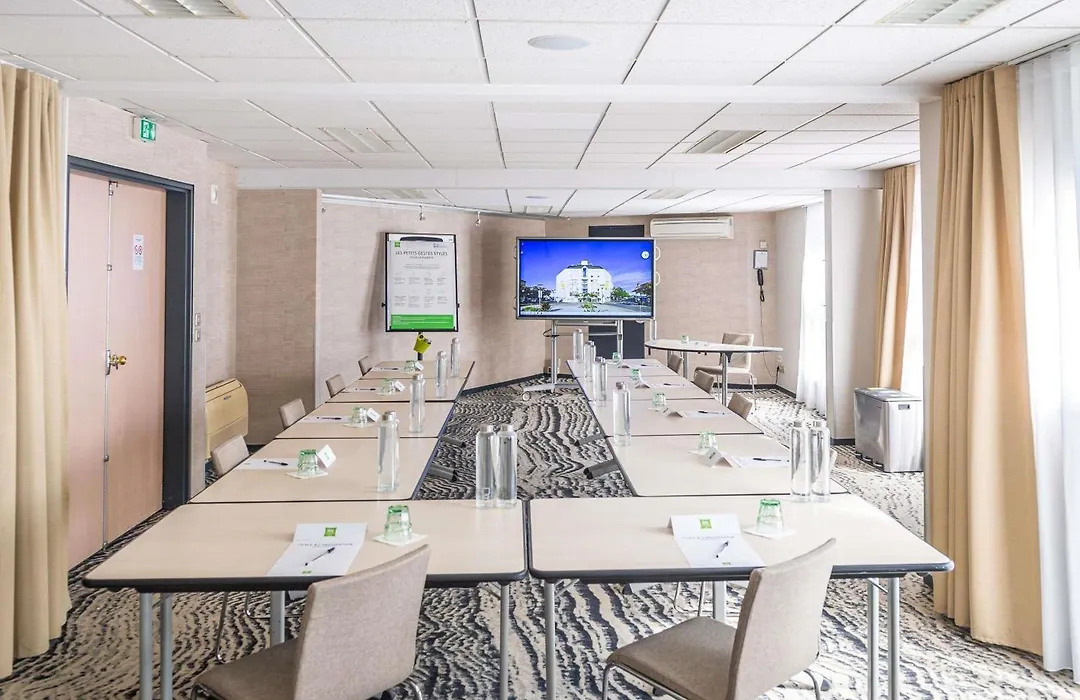 Ibis Styles Tours Centre-1