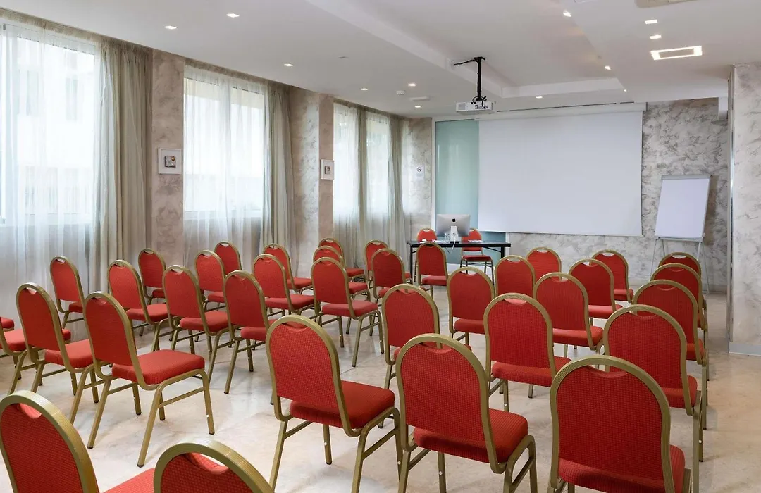 Mercure Rimini Lungomare-1