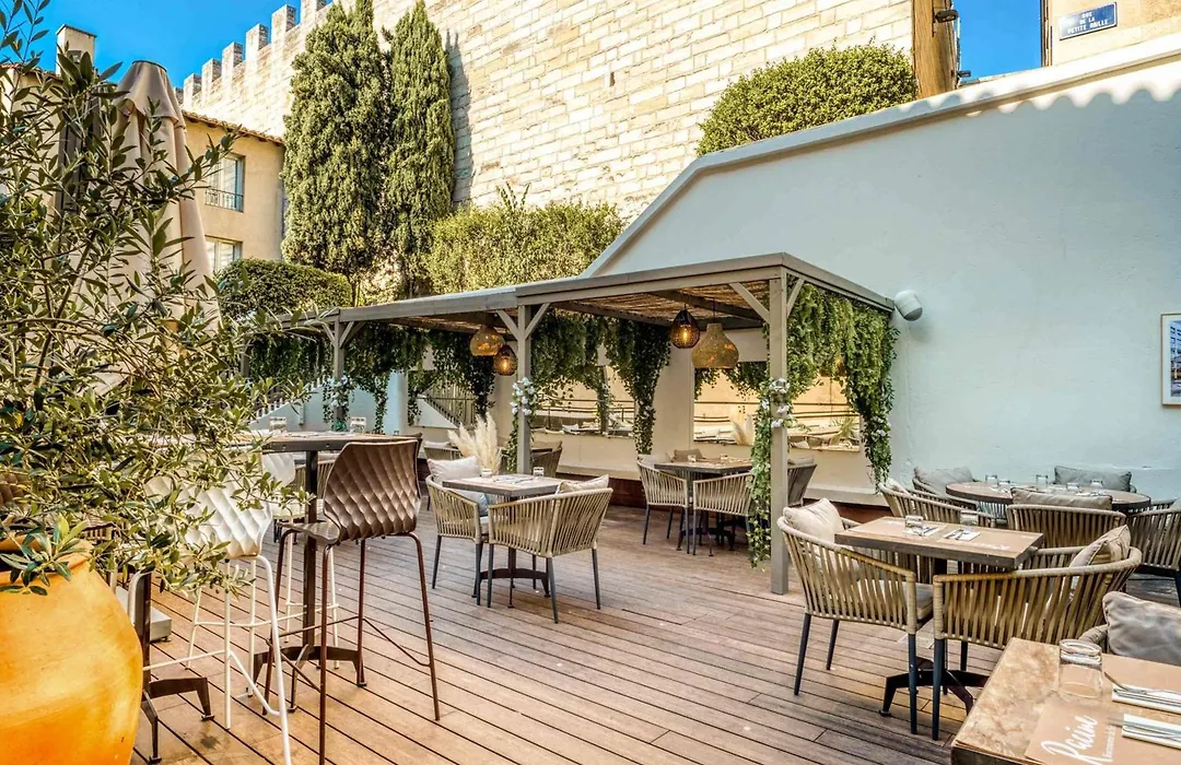 Mercure Pont D'Avignon Centre-1