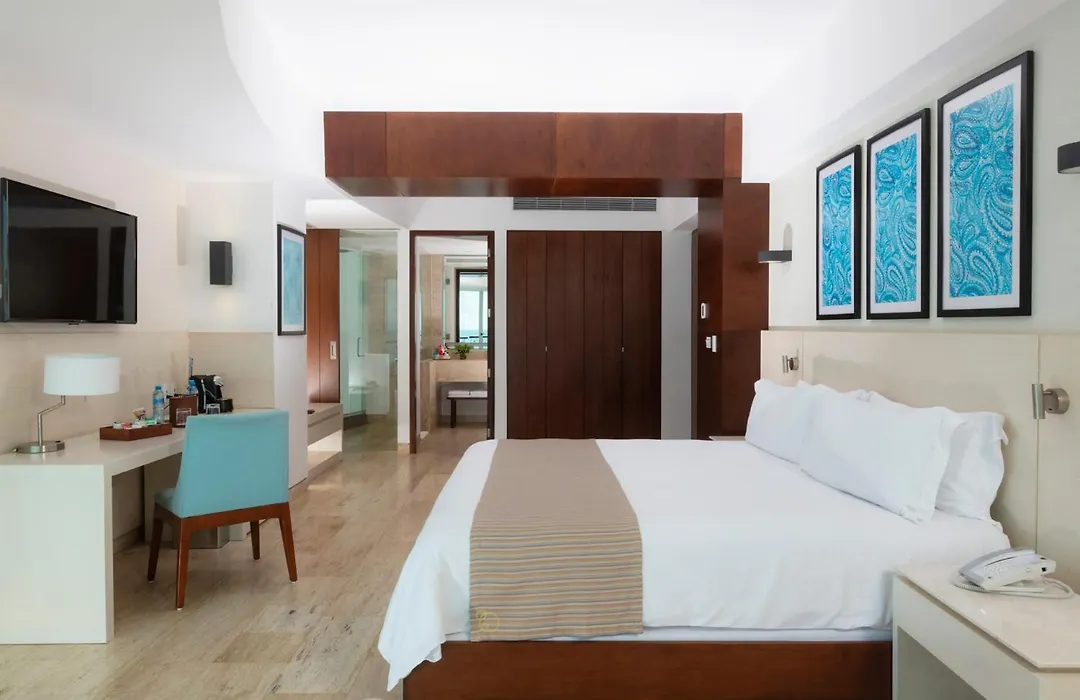 Krystal Grand Cancun All Inclusive-1