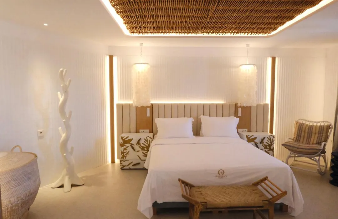 Grand Beach Hotel-1