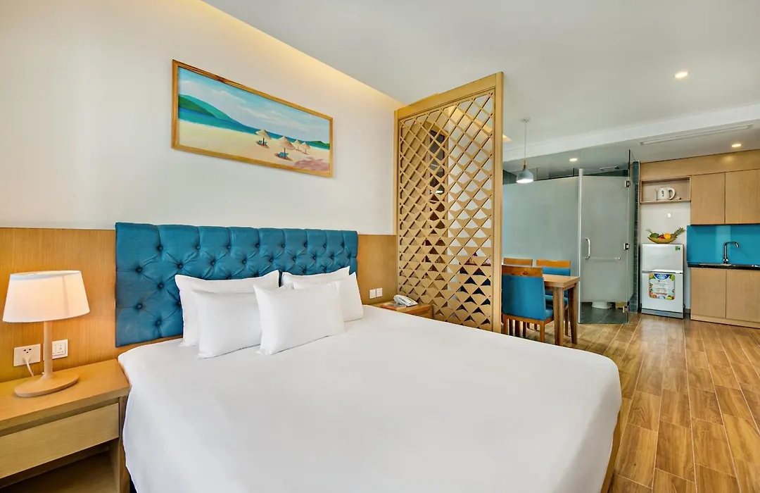 Seashore Hotel & Apartment-1
