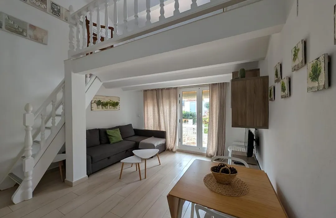 Mr Hotelet De La Racona & Apartments-1