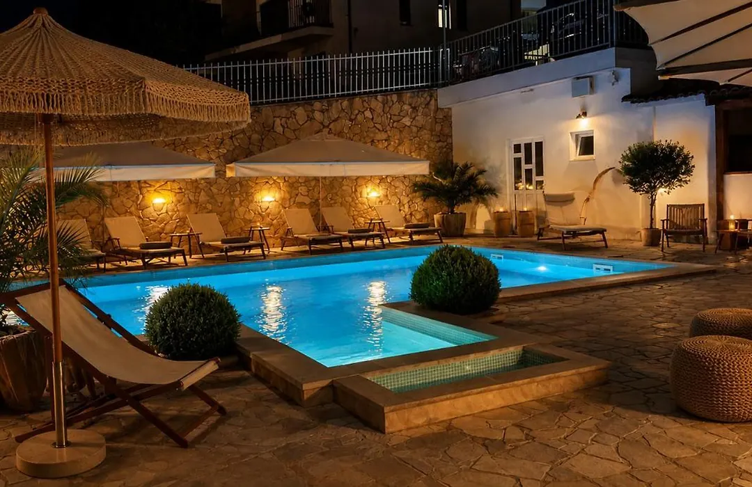 Hotel B&B Villa Paula-1