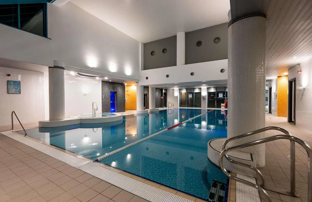 Novotel Cardiff Centre-1