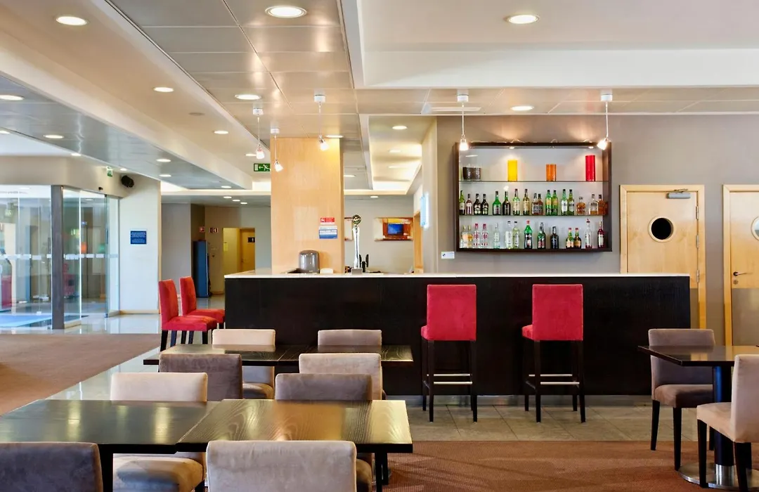 Holiday Inn Express Lisbon-Oeiras, An Ihg Hotel-1