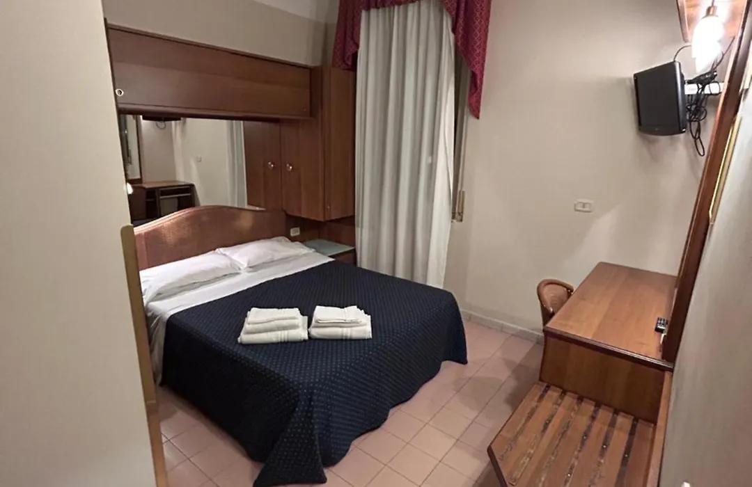Hotel Vienna-1