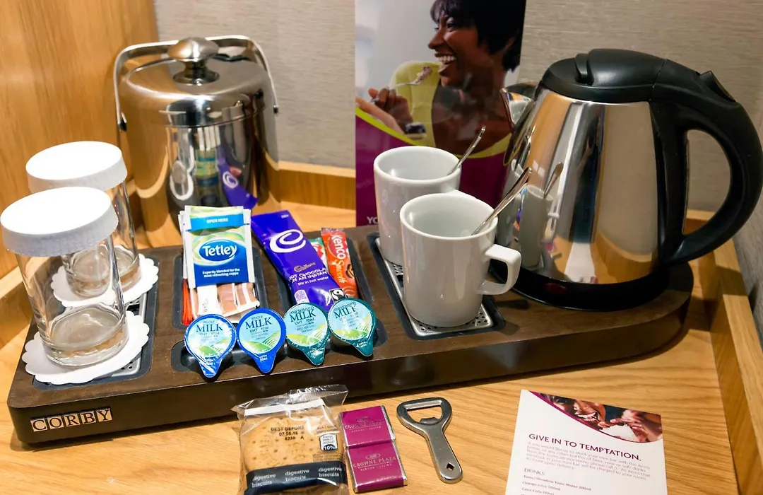 Crowne Plaza London Ealing By Ihg-1