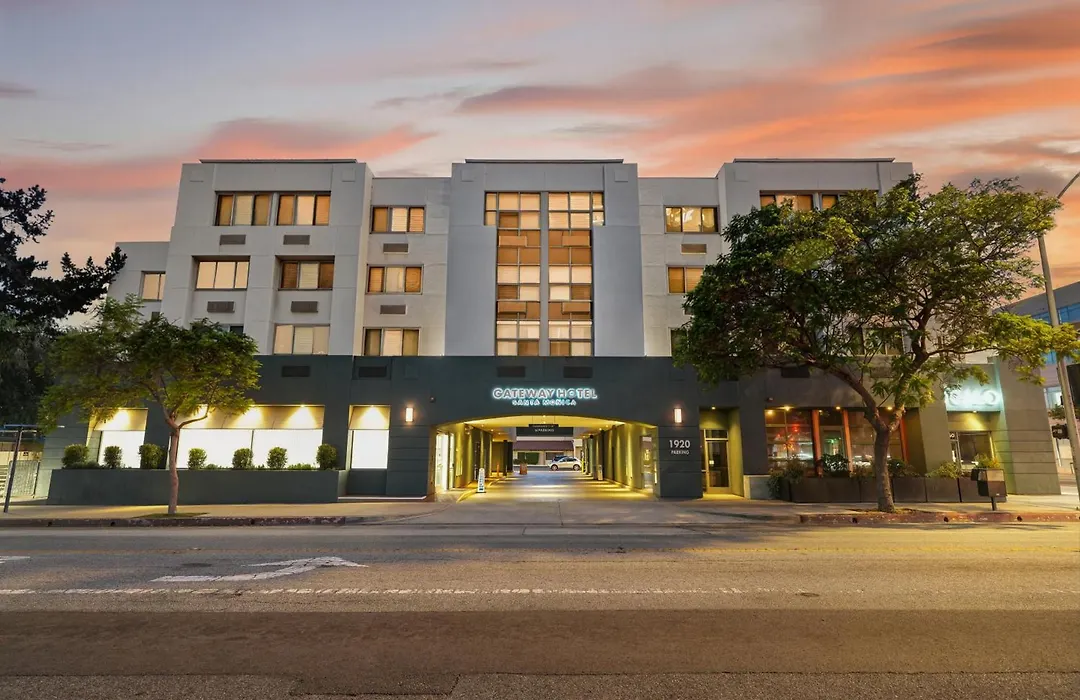 Gateway Hotel Santa Monica-1