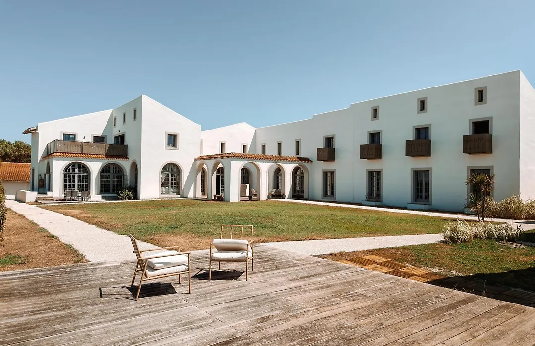 Villa Clara, Residence Face A L'Ocean Et Au Golf De Chiberta-1