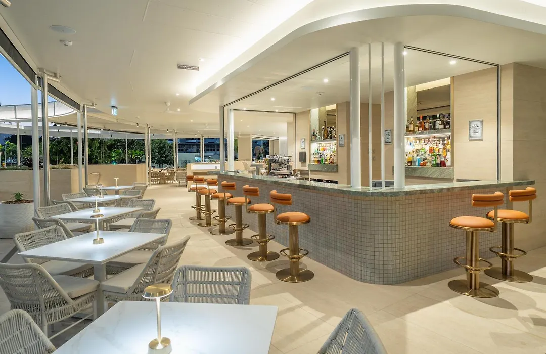 Doubletree By Hilton Cairns-1