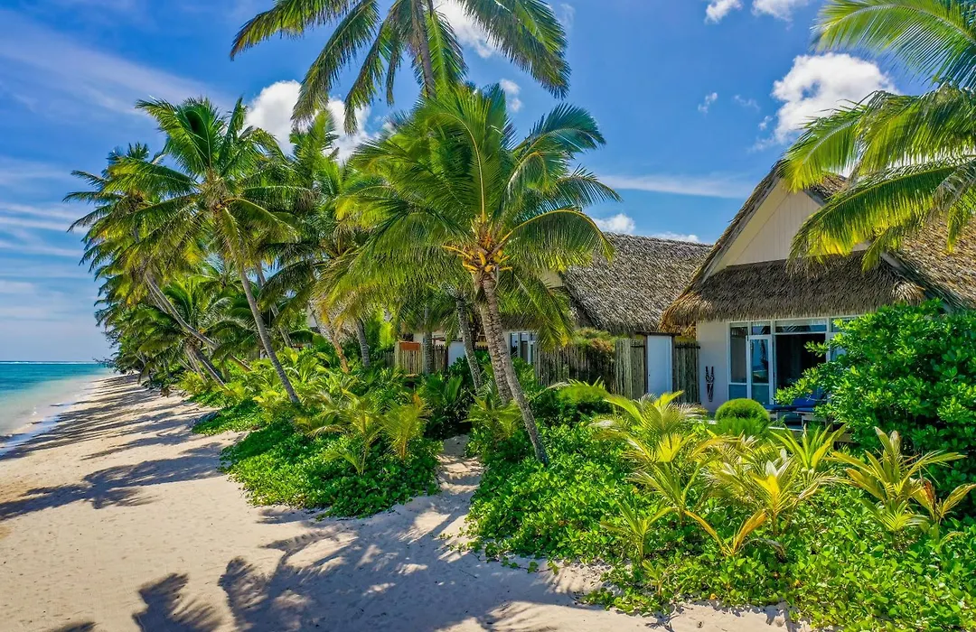 Little Polynesian Resort-1