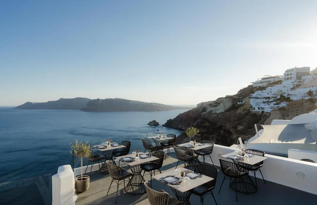 La Perla Villas And Suites (Adults Only)-1