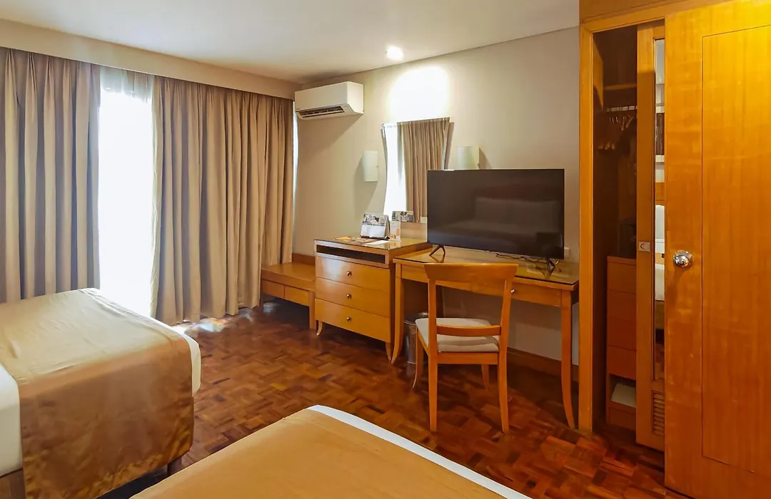 City Garden Suites Manila-1