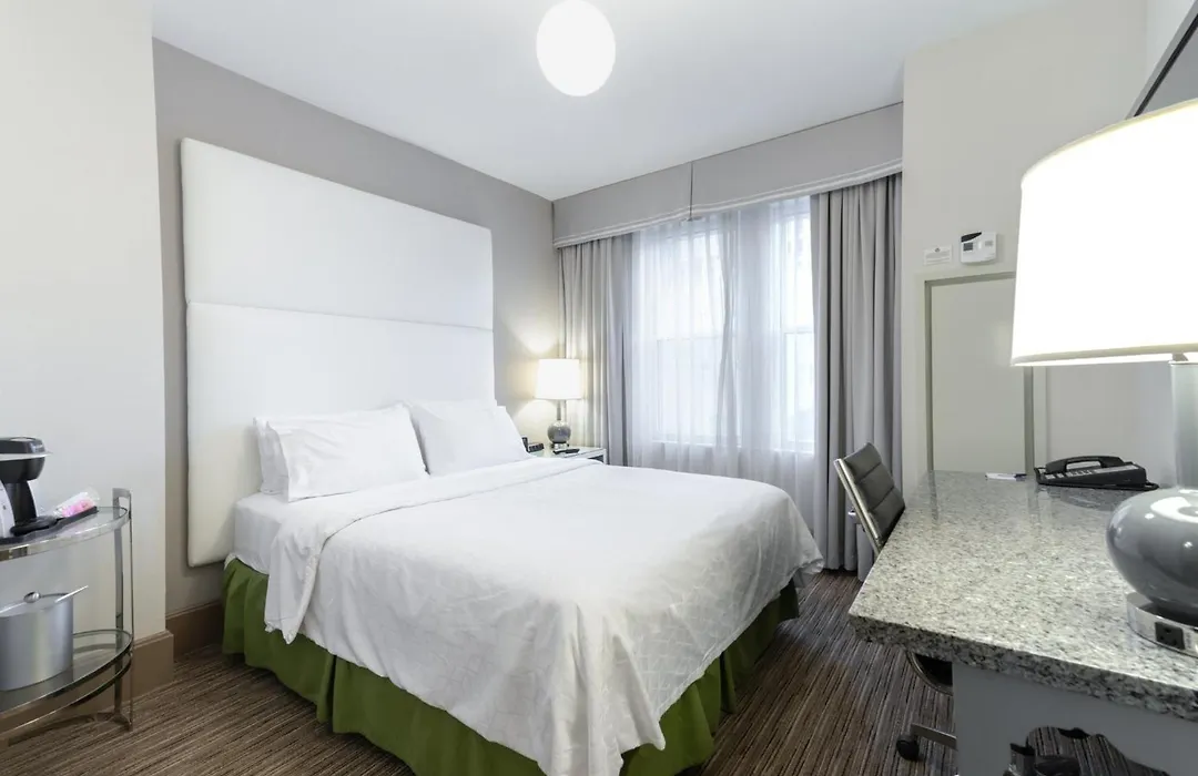 Holiday Inn Express Chicago - Magnificent Mile By Ihg-1